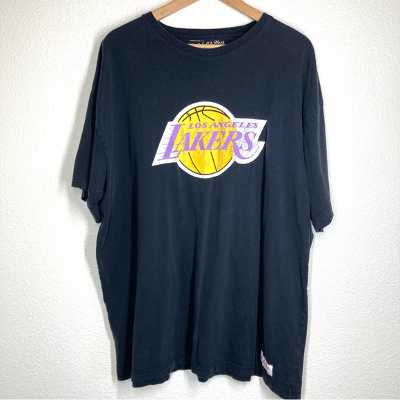 Mitchell & Ness Other - Los Angeles Lakers Mitchell & Ness Tee Shirt XXL Black Yellow Cotton